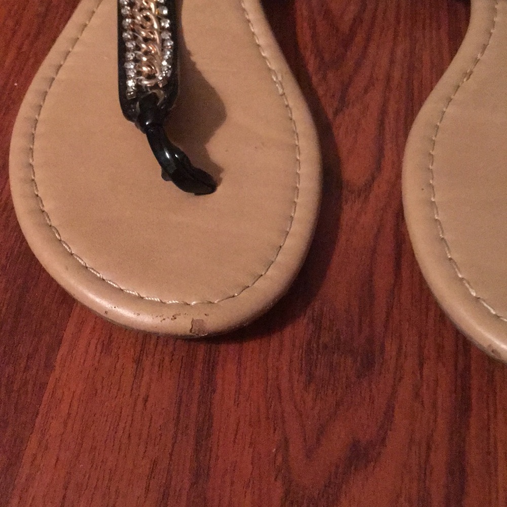Sandals - Picture 2 of 3